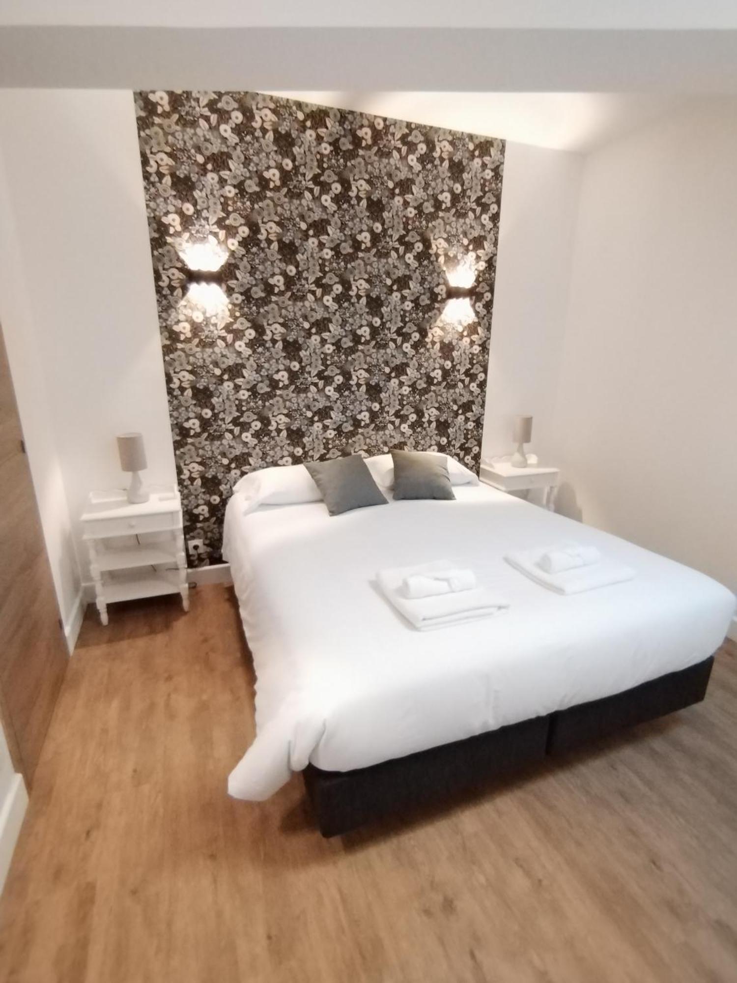 Apartamento Le Familia Guer Exterior foto