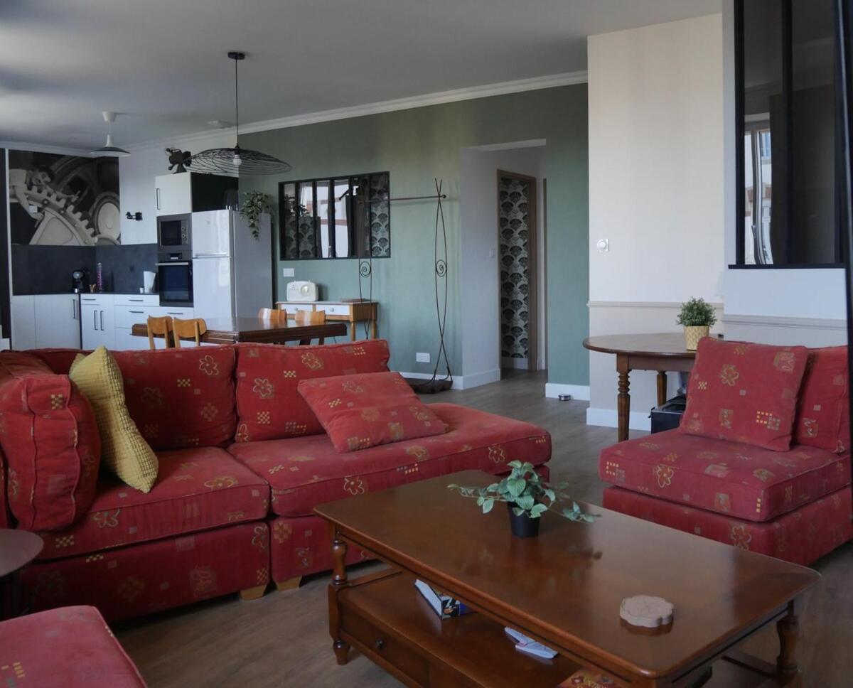 Apartamento Le Familia Guer Exterior foto